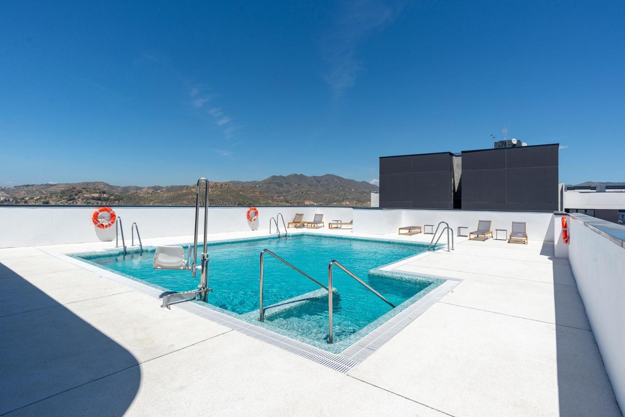 Appartement Skyline Iii Pool & Coworking By Ele Málaga